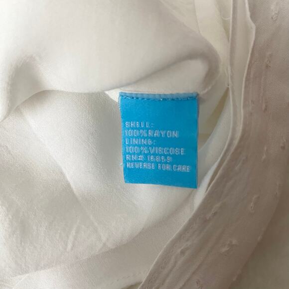 J. McLaughlin White Blouse - Picture 4 of 5